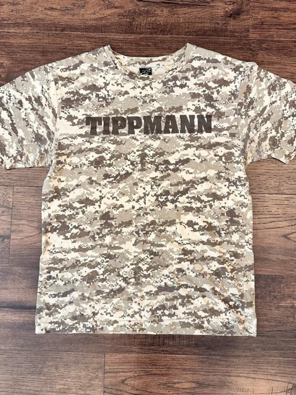 Vintage Tippmann CODE V Desert Digital Camo Graphic T-Shirt Sz M Paintball